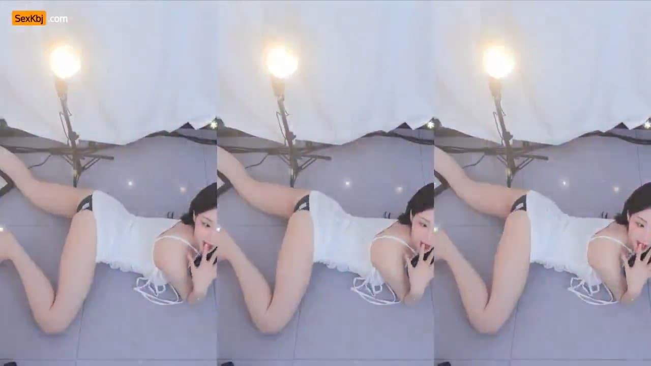 KBJ25050534_ooeeejj0201_sexkbj