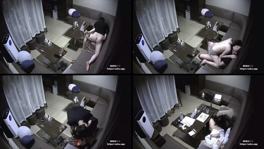 KA26031516_거실_소파에서_사랑을_나누는_모습_sexkbj